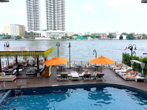 Hotel Luxe Bangkok - Riva Surya Bangkok